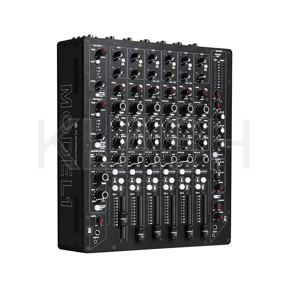 MIXER ANALOGICO PLAYDIFFERENTLY MODEL 1 IDEALE PER NOLEGGIO EVENTI DJ CLUB E STUDI DI REGISTRAZIONE A MILANO