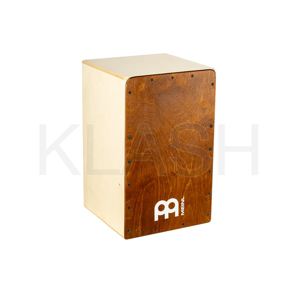 MEINL SC100 SNARECRAFT SERIES CAJON IN BETULLA DURANTE UN LIVE ACUSTICO A MILANO PER NOLEGGIO